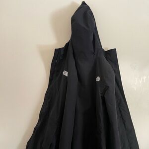 THE NORTH FACE Women's Arctic Insulated Parka (no fur) 

Size L